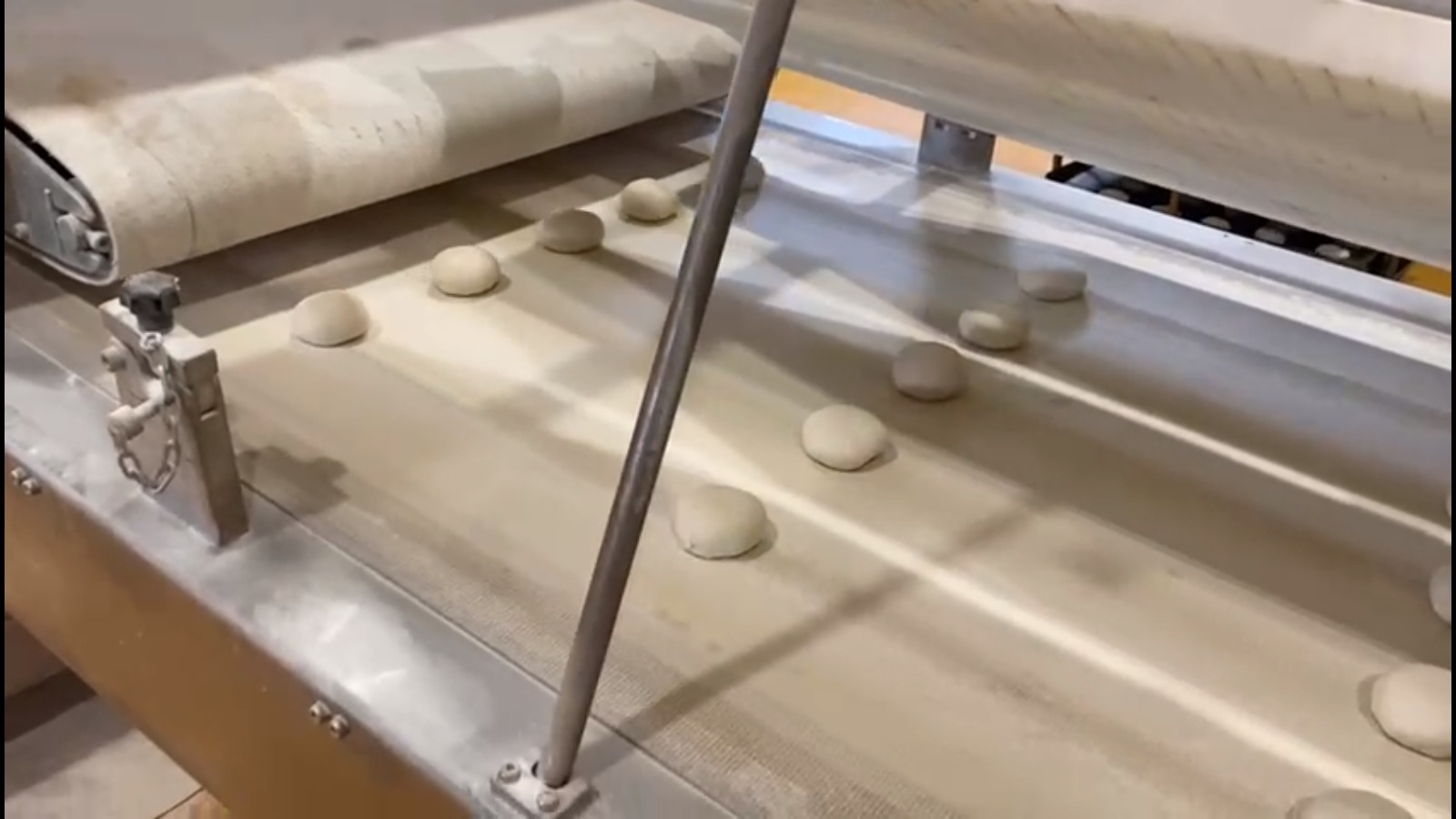 Kayseri Büyükşehir’den Deprem Bölgesine 316 Bin 215 Adet Unlu Mamul Yardımı