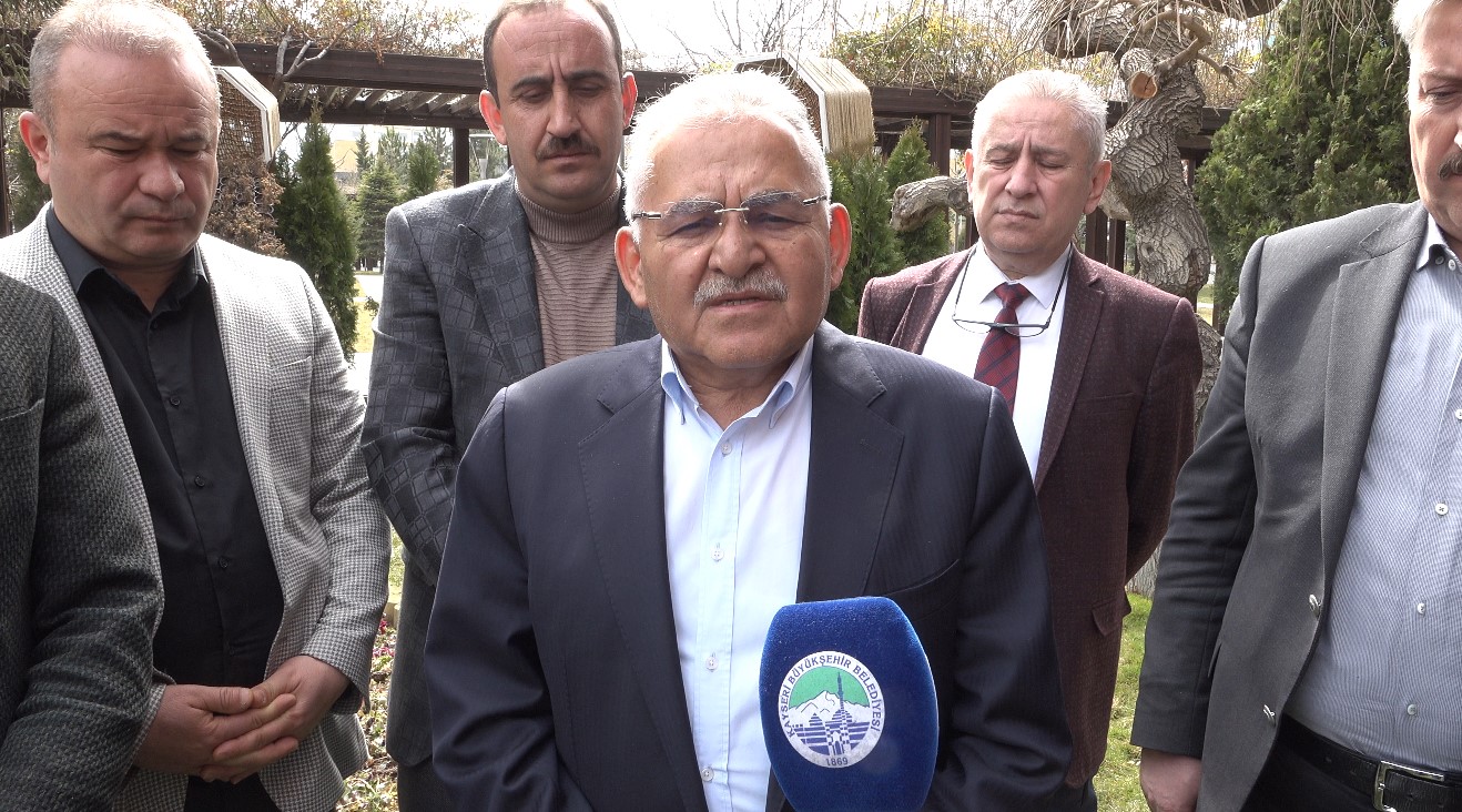 Büyükkılıç: “Değerli Büyüğümüz Hacı İzzet Bayraktar’a Allah’tan Rahmet Diliyoruz”