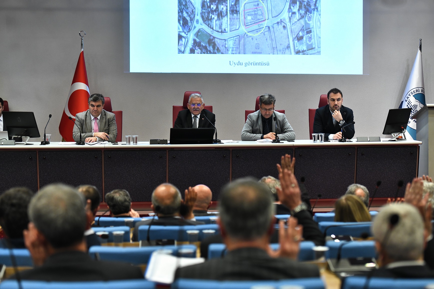 Büyükşehir Meclisi’nden Depremzedeler İçin ‘Su Katılım Payı ve Sayaç Ücreti’ Alınmaması Kararı