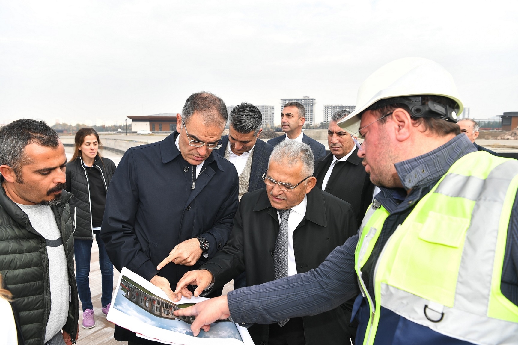 Büyükkılıç: “Türkiye’nin En Büyük ve En Yeşil Millet Bahçesi Gün Sayıyor”