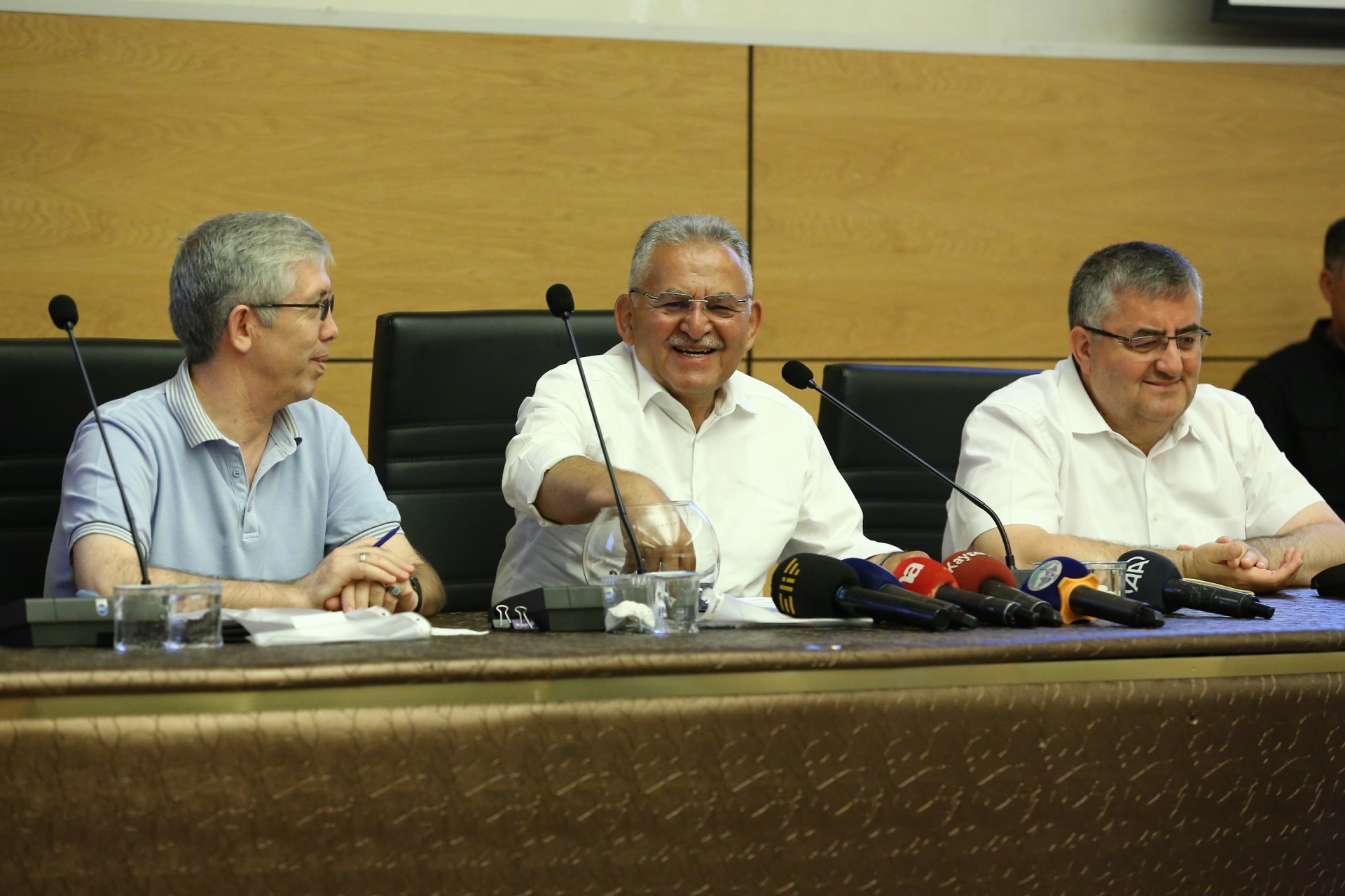 Başkan Büyükkılıç, Noter Huzurunda Personel Alım Kura Töreni’ne Katıldı