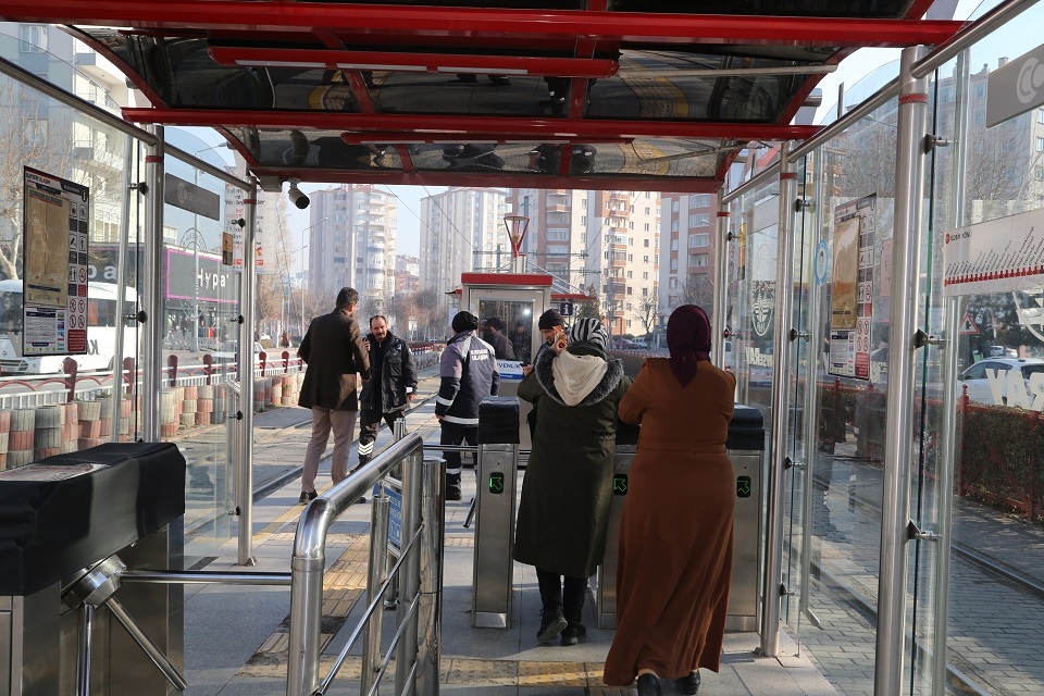 Büyükşehir'in Bayramda Ücretsiz Ulaşımından 303 Bin 121 Kişi Faydalandı