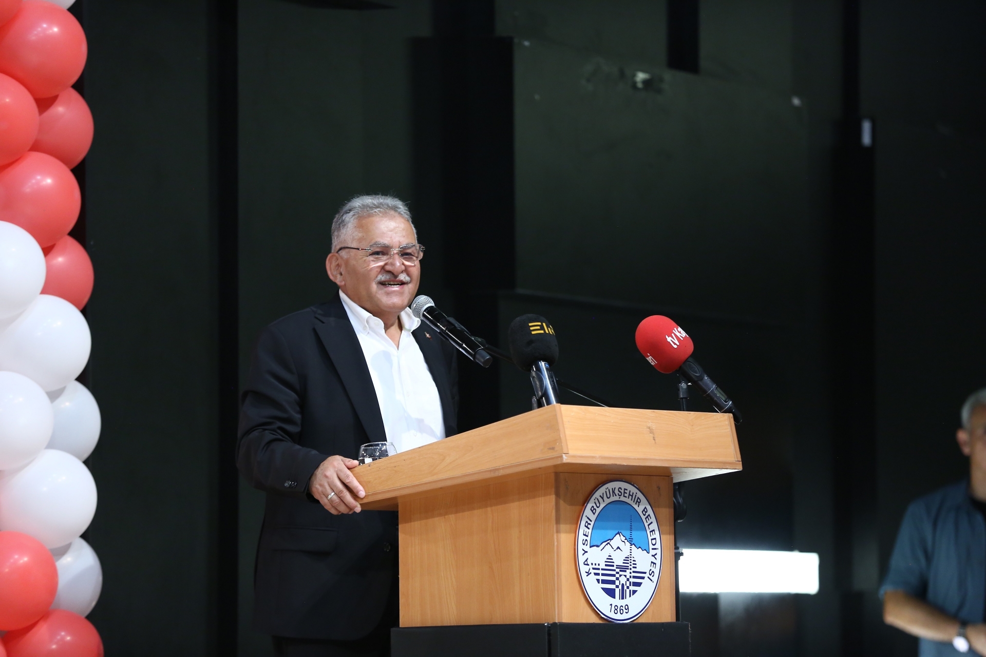 Başkan Büyükkılıç’tan Konservatuar’ın Coşkulu Kapanışına Özel Türkü