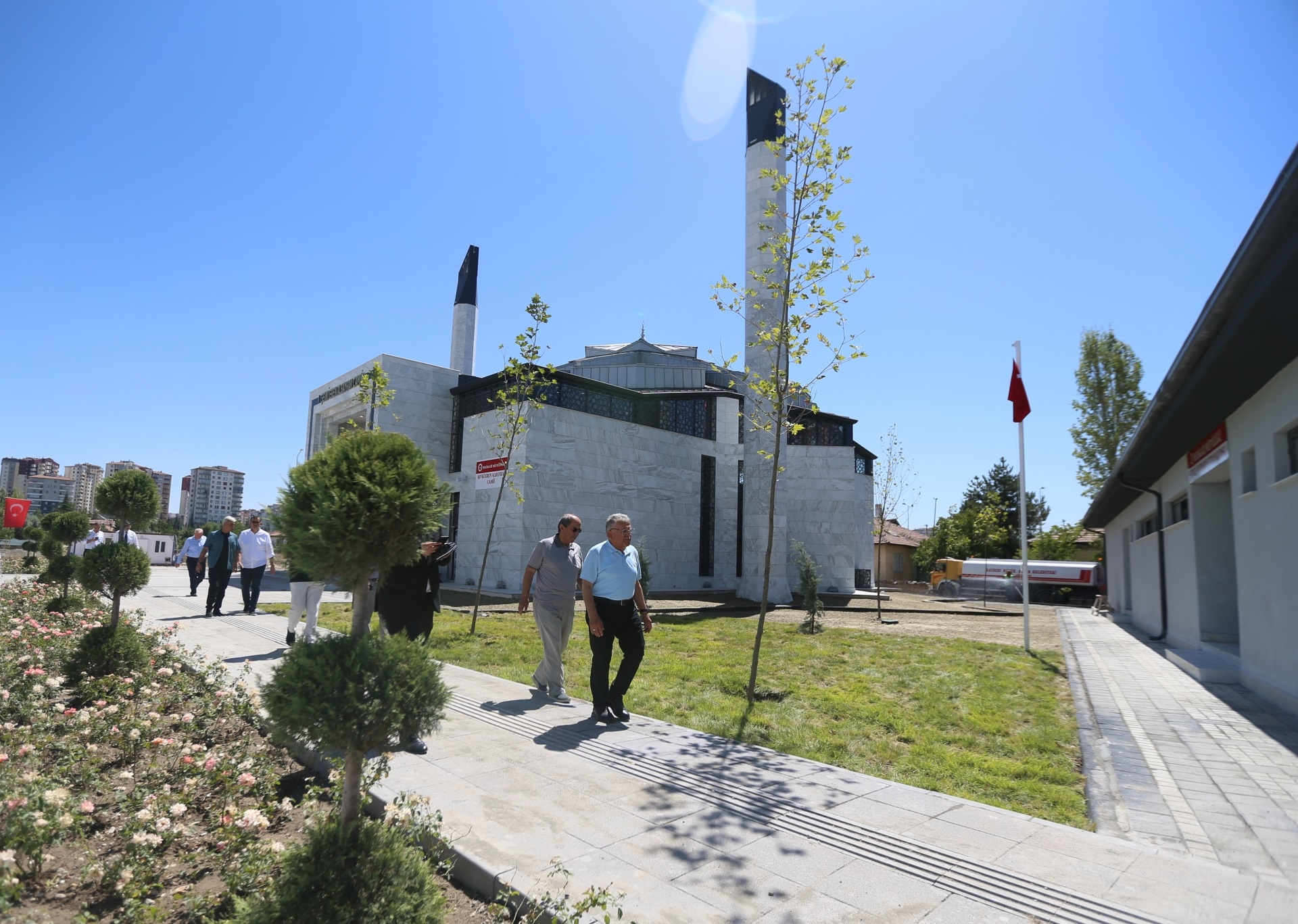 Büyükşehir-Hayırsever İş Birliğinde Tamamlanan Şevki Eren Albayrak Camii ve Kur’an Kursu Hizmete Açılıyor