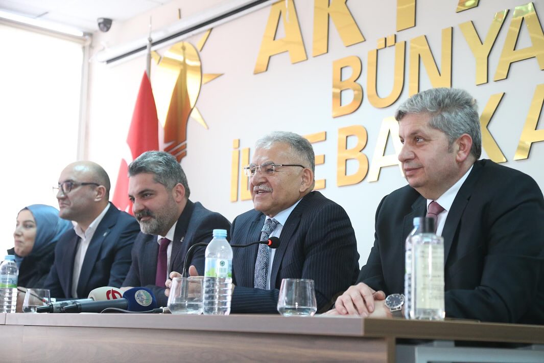 Başkan Büyükkılıç, Bünyanlılara Cumhurbaşkanı Erdoğan’ın Selamlarını İletti