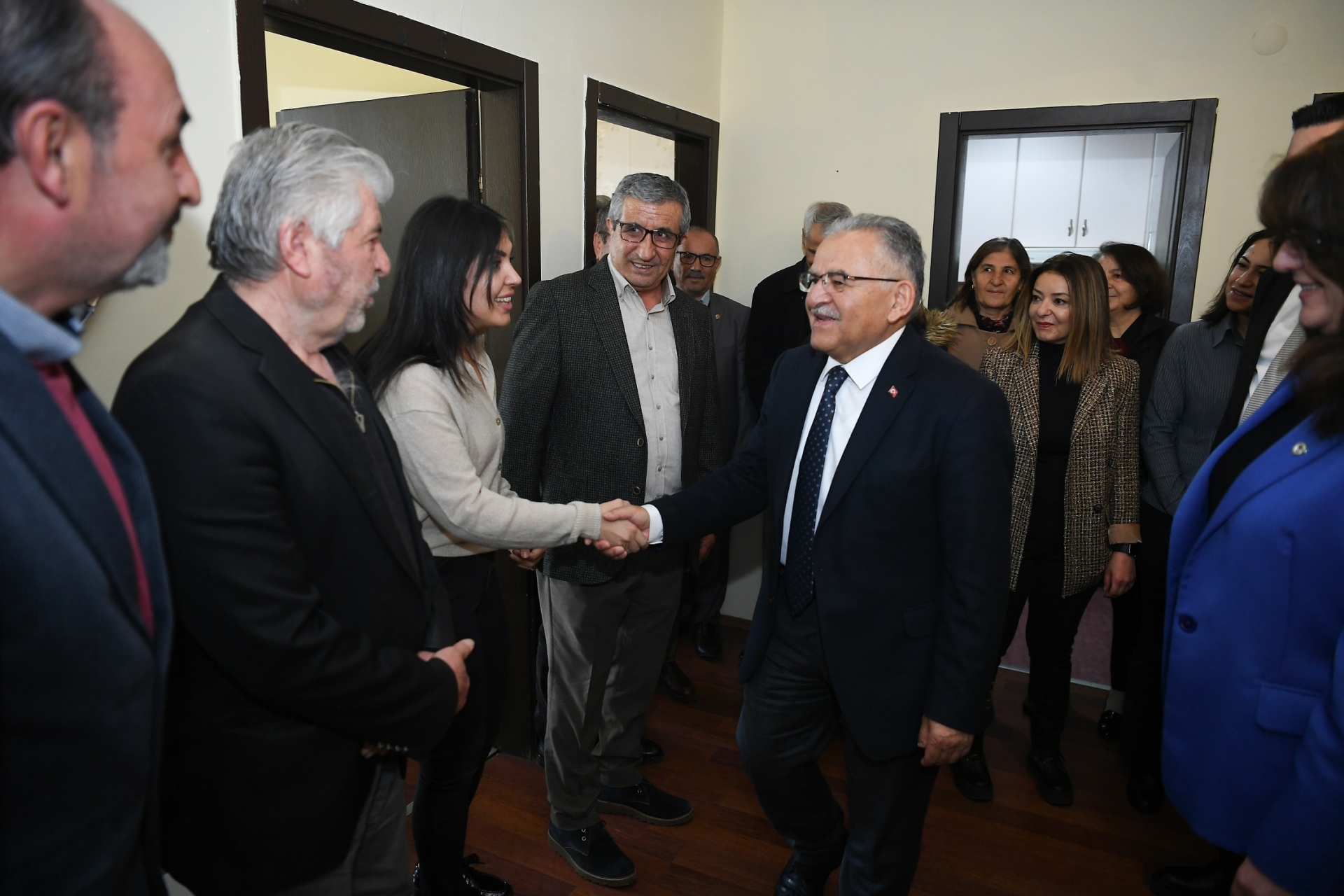 Başkan Büyükkılıç’tan, Umut Çınarı Kadın ve Çocuk Koruma Derneği’ne Ziyaret