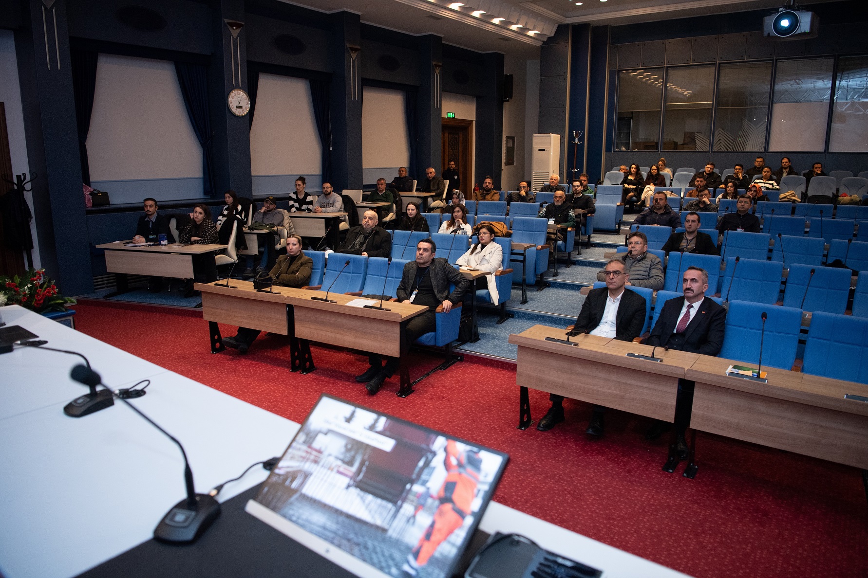Büyükşehir Afet İşleri’nden Beton Katkıları ve Güçlendirme Kimyasalları Semineri