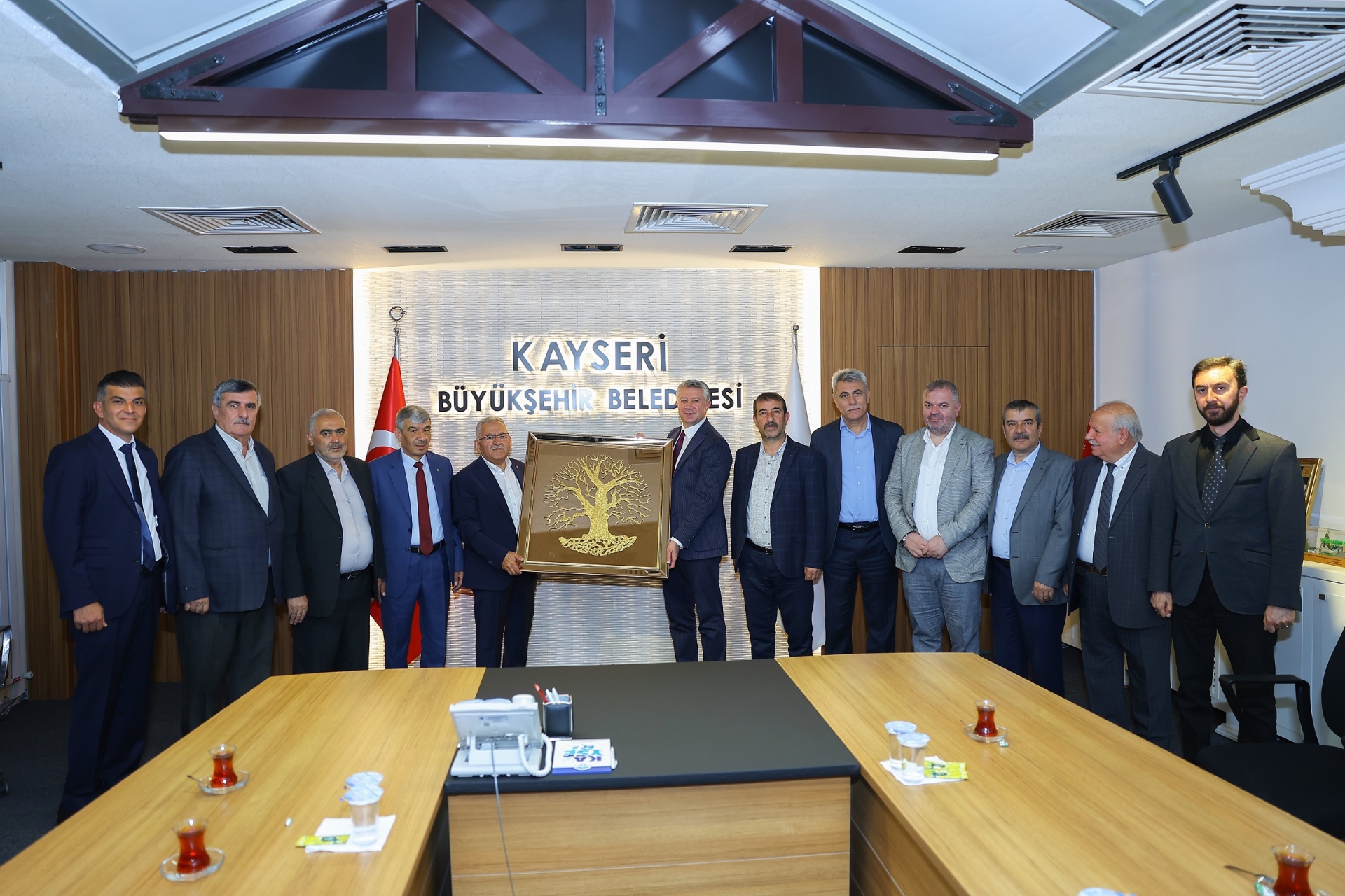 Başkan Büyükkılıç, Mobilyacılar Odası, Kafkas Derneği ve MÜSİAD Heyetini Ağırladı