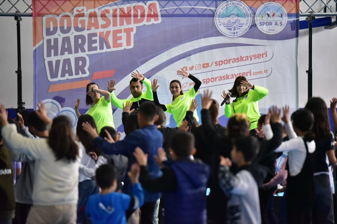 Büyükşehir Spor A.Ş.’den Pınarbaşı’da “Çocuk Şenliği”