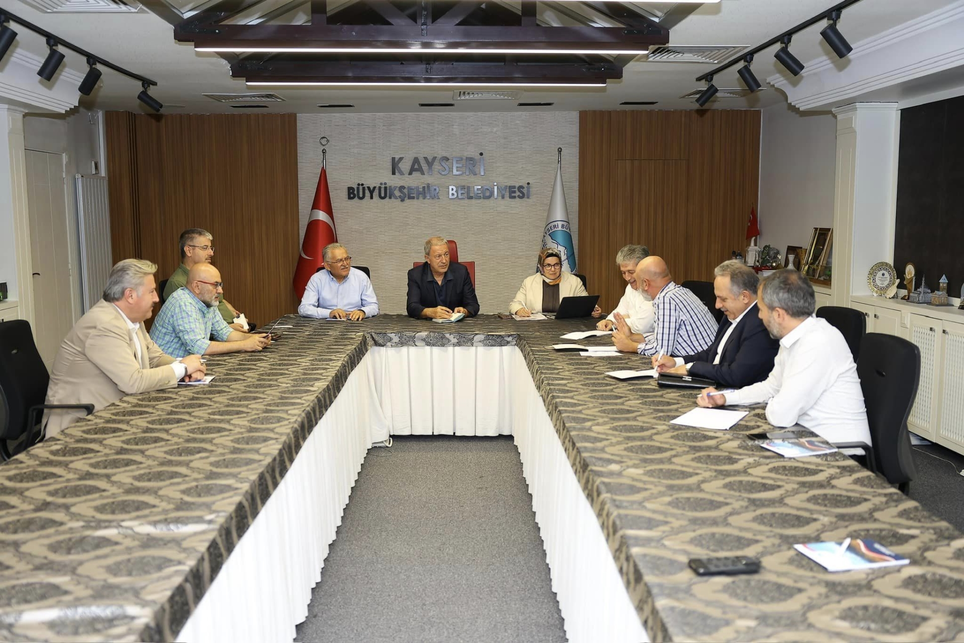 Büyükşehir’de “Yatırım ve Hizmet” Zirvesi