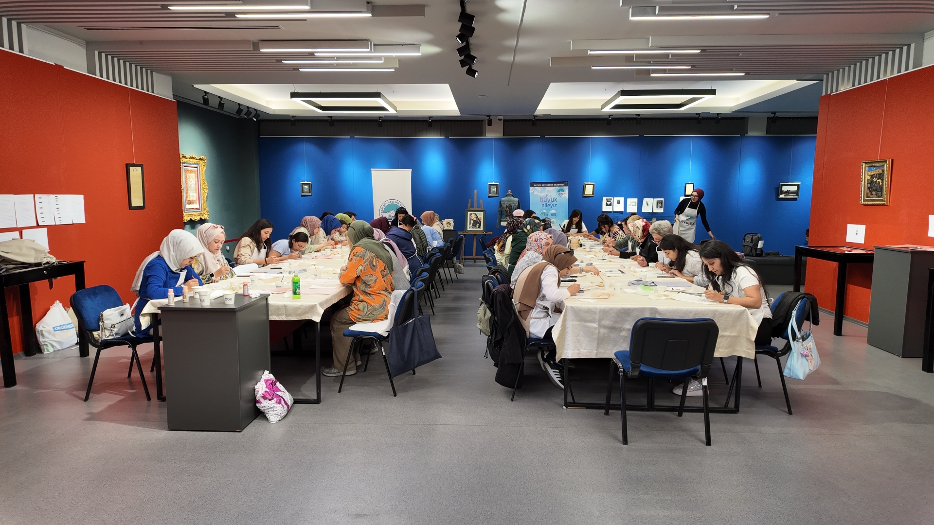 Büyükşehir KAYMEK’ten Kumaş Boyama Workshopu