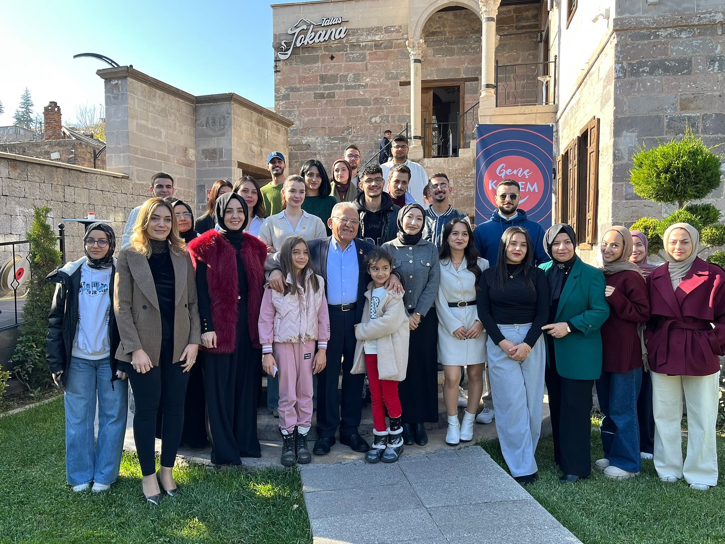 Başkan Büyükkılıç’tan Genç KADEM ve Filistinli Öğrencilerle Anlamlı Buluşma