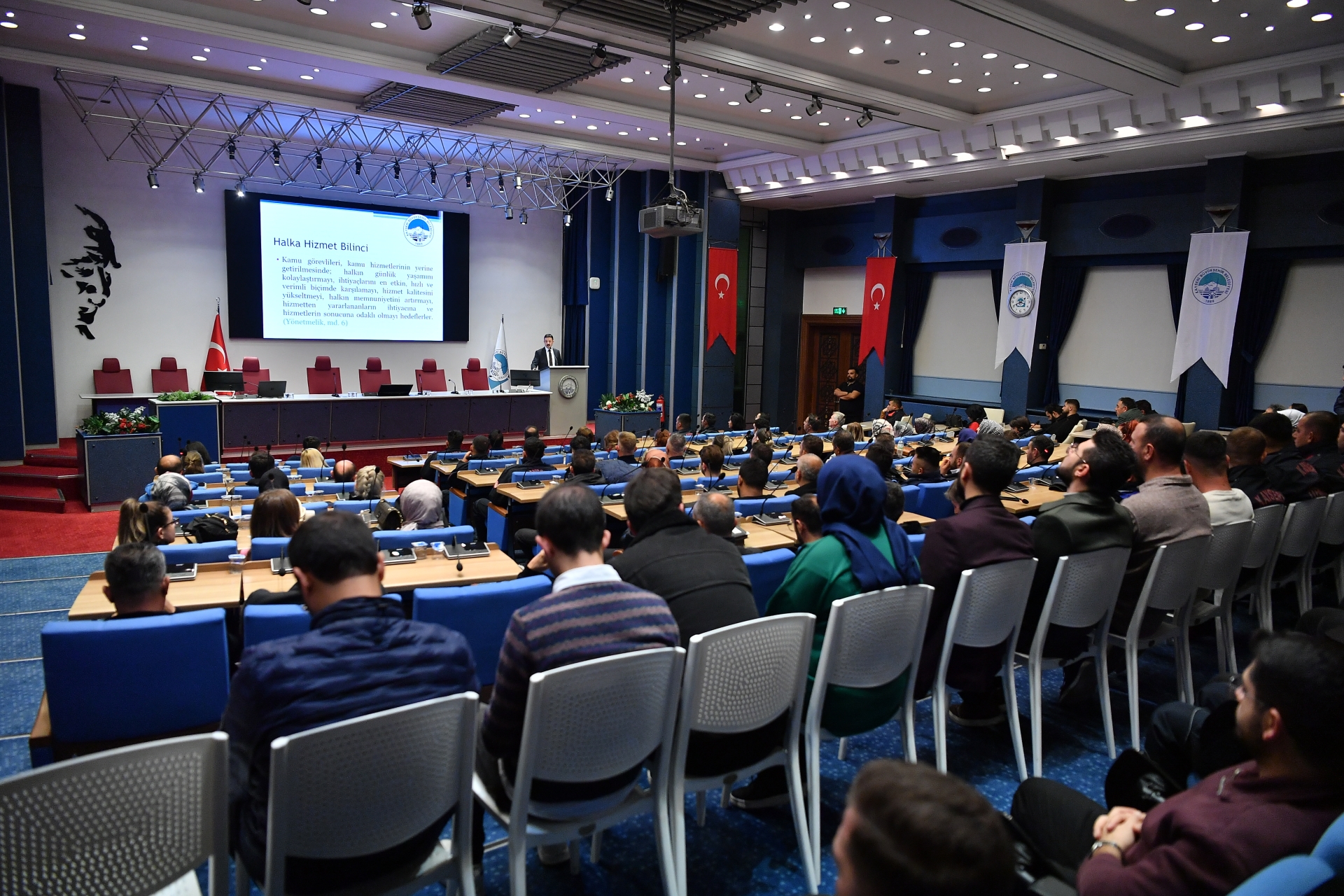 Büyükşehir’den Personeline “Etik Davranış İlkeleri” Eğitimi