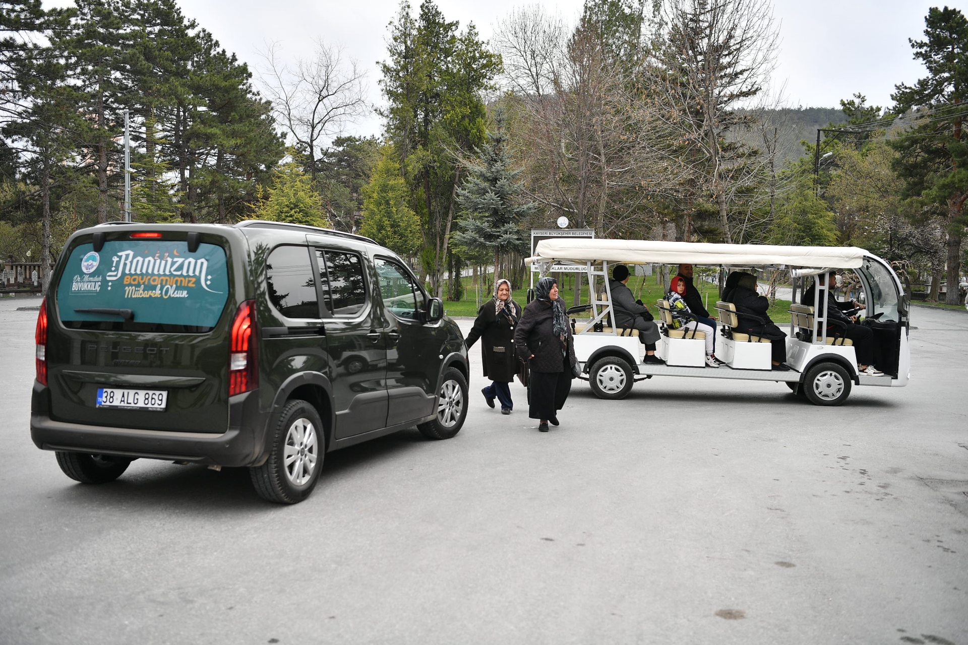 Büyükşehir’in, Şehir Mezarlığı’ndaki Ücretsiz Ring Hizmeti Takdir Topladı