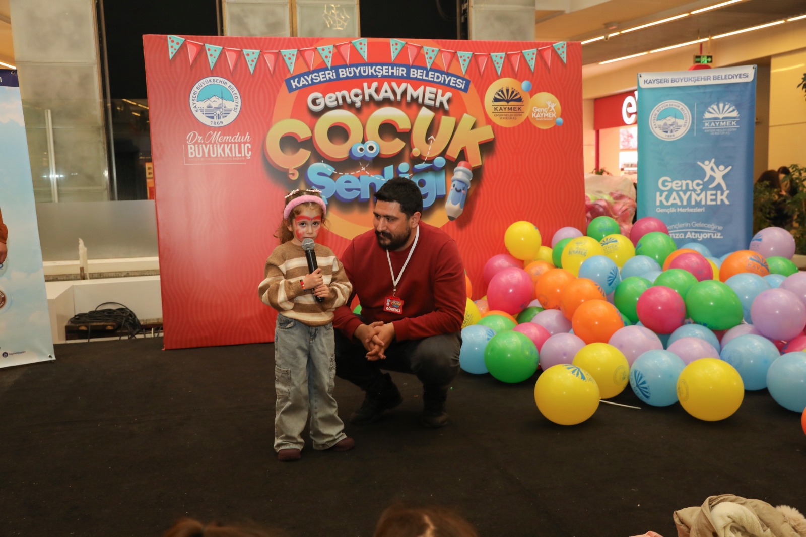 Büyükşehir’den Yarıyıl Tatiline Şenlikli Dokunuş: Genç Kaymek Çocuk Şenliği Yoğun İlgiyle Başladı