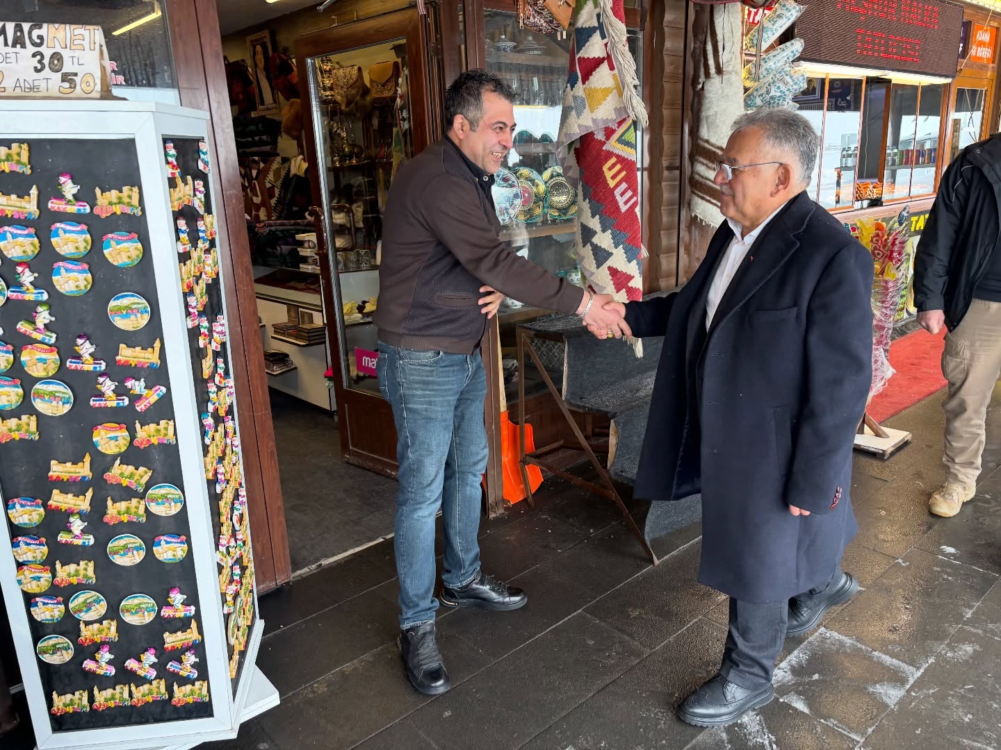 Başkan Büyükkılıç’tan Erciyes Kayak Merkezi’nde Esnaf Ziyareti