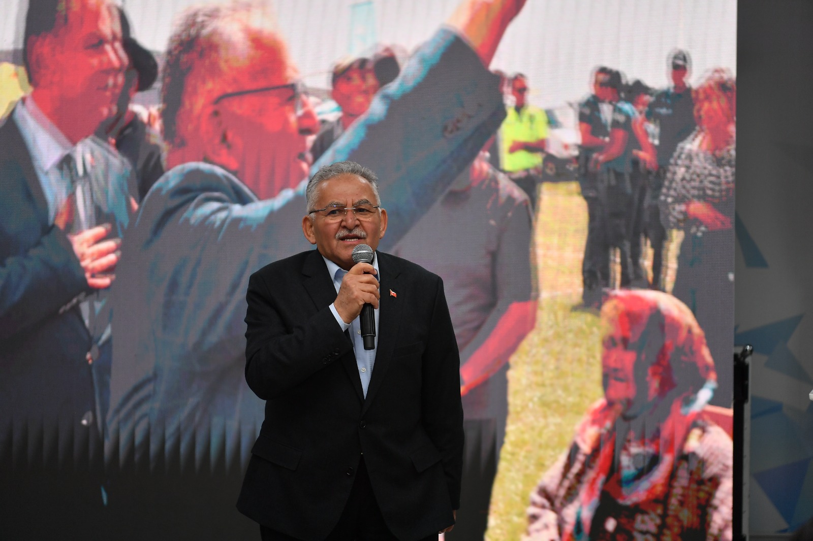 Başkan Büyükkılıç’tan Sarıoğlan ve Akkışla’da “Ramazan-I Şerif” Ziyaretleri