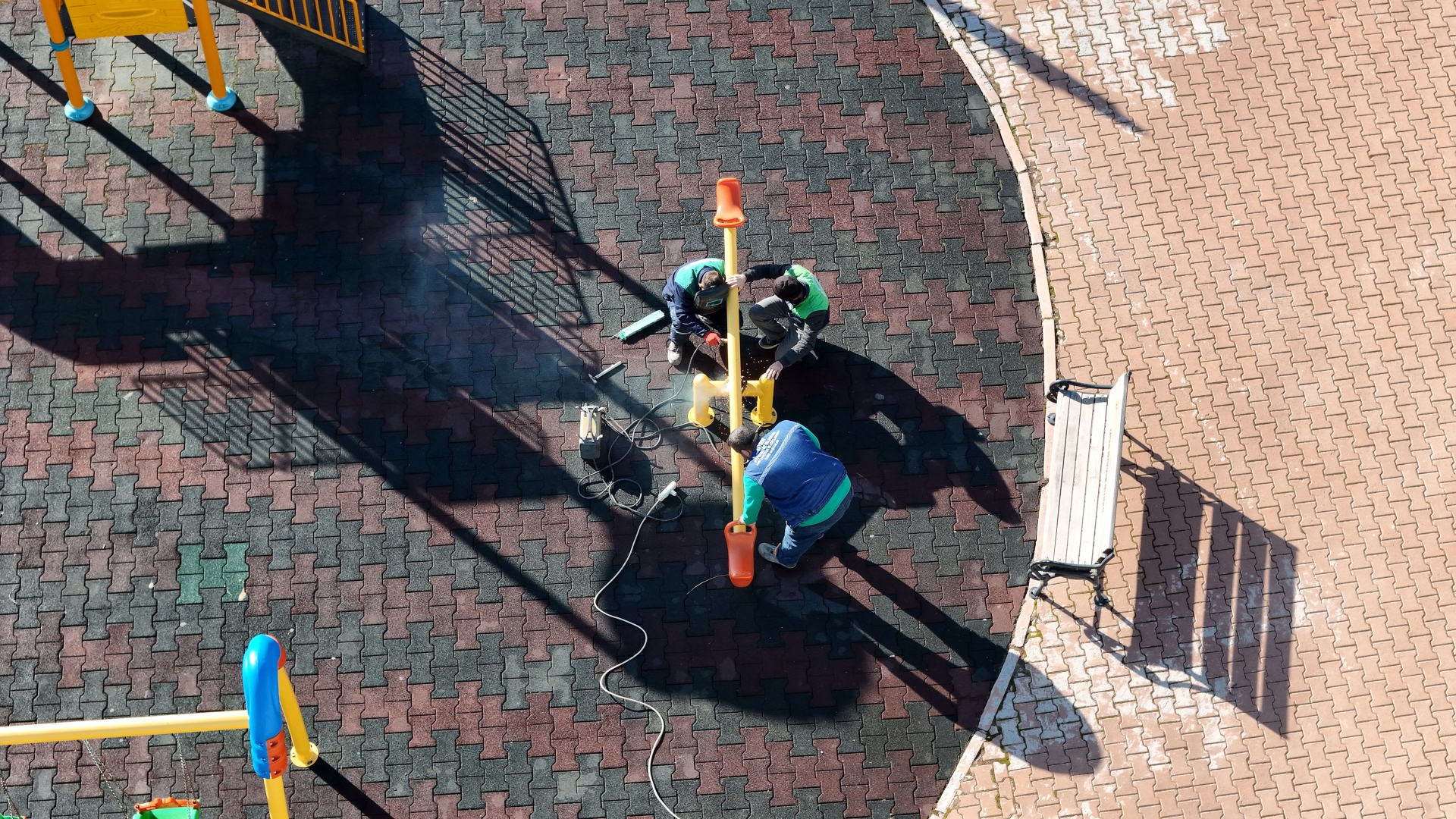 Büyükşehir’den Park, Bahçe ve Yeşil Alanlarda Bakım Onarım Çalışması