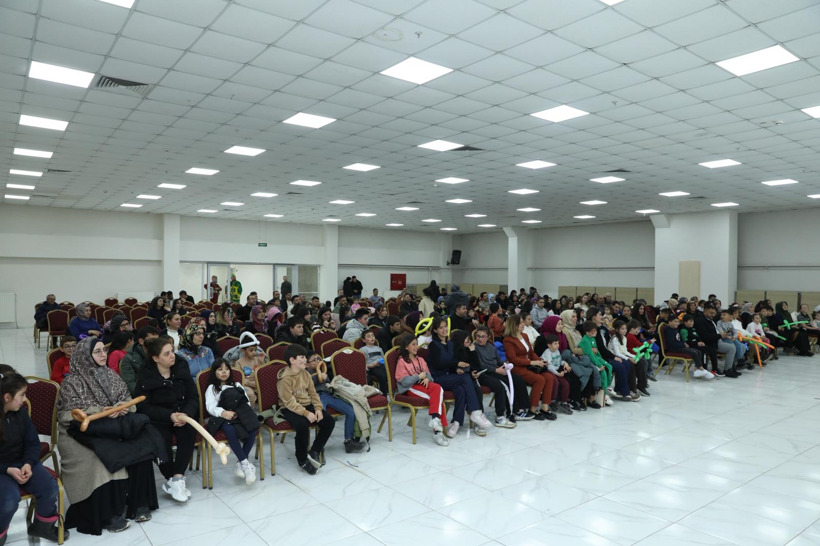 Büyükşehir 11 İlçede Ramazan Coşkusu Yaşattı: 10 Bin Çocuk Aynı Sevinçte Buluştu