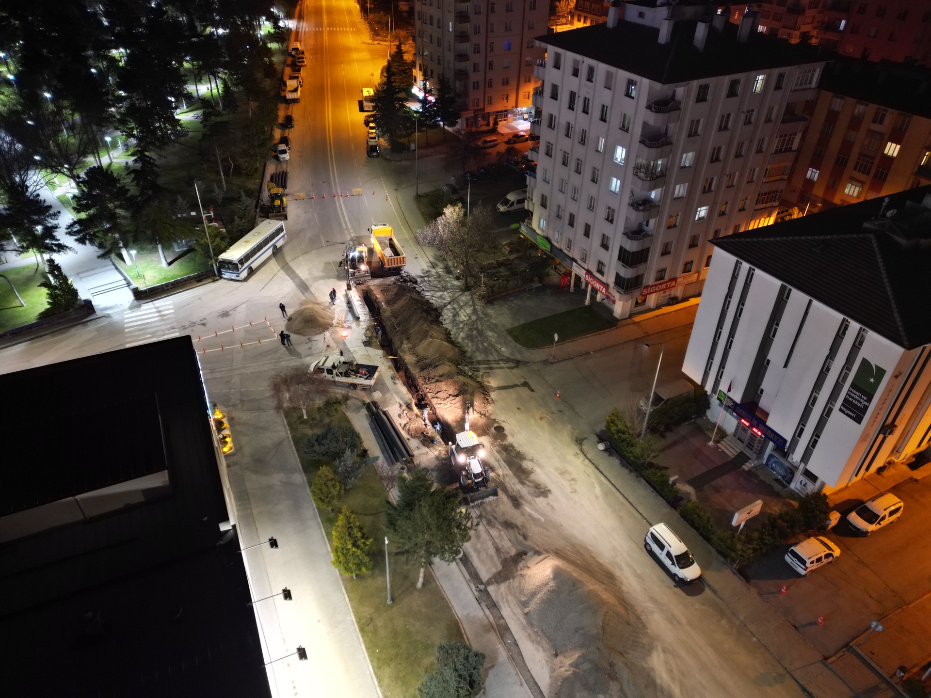 Büyükşehir’den Kartal Kavşağı Projesi İçin 131 Milyon 247 Bin TL’lik Altyapı Yatırımı: Gece Gündüz Hizmet