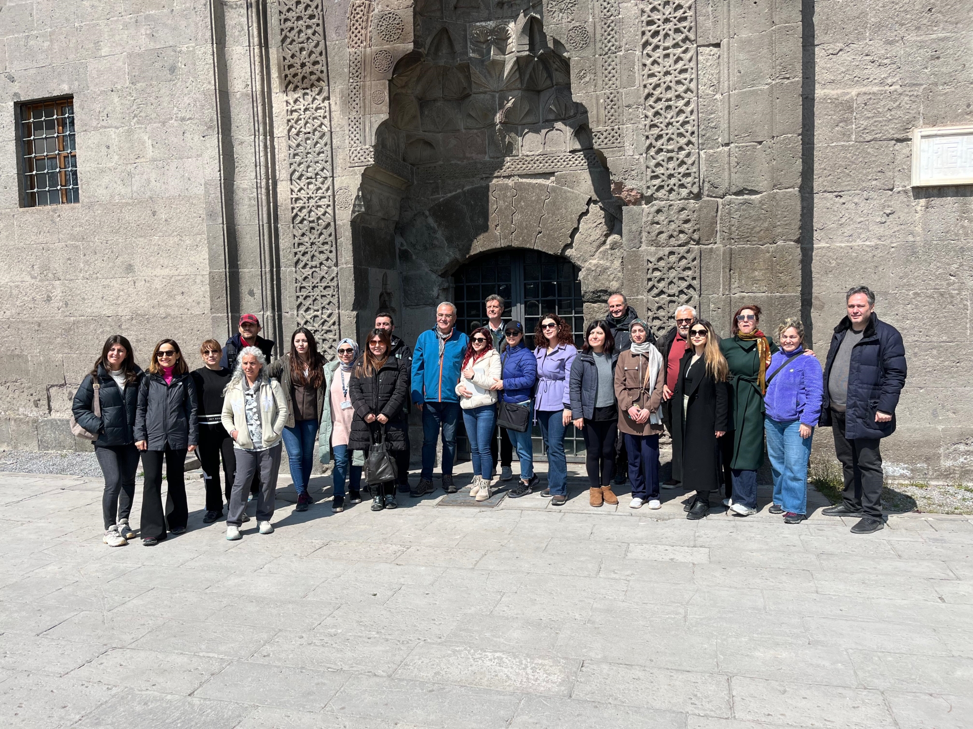 Kayseri Büyükşehir’den Turizm Atağı: Nevşehirli Rehberler Şehri Yerinde Keşfetti