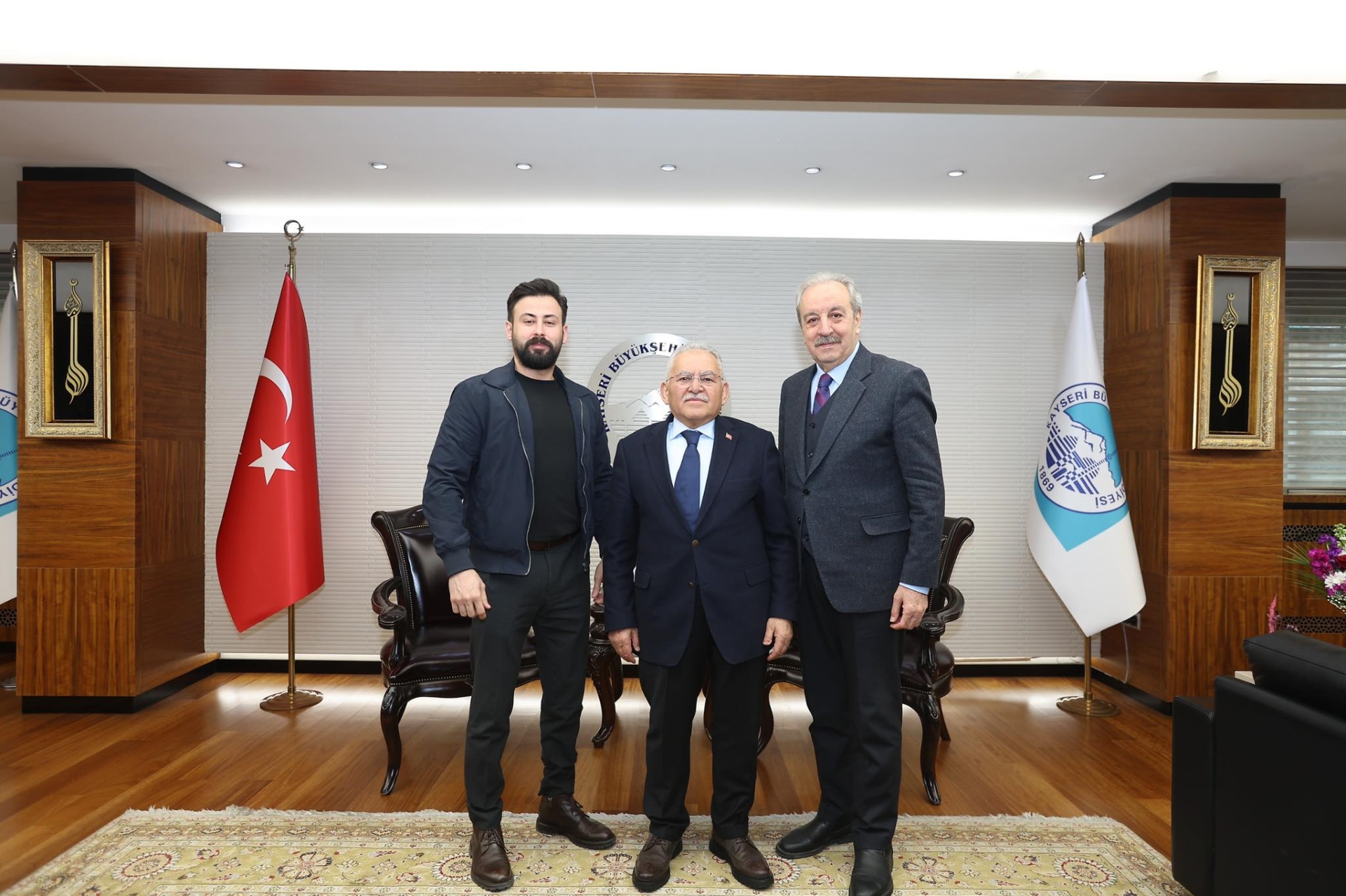 Şehrin Gündemi Büyükşehir’de: Başkan Büyükkılıç, Ziyaretçilerini Ağırladı