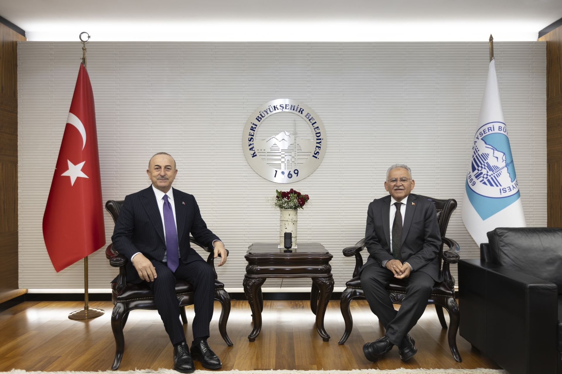 Çavuşoğlu’ndan Büyükkılıç’a: “Kayseri, Dünyaya Örnek Bir Şehir”