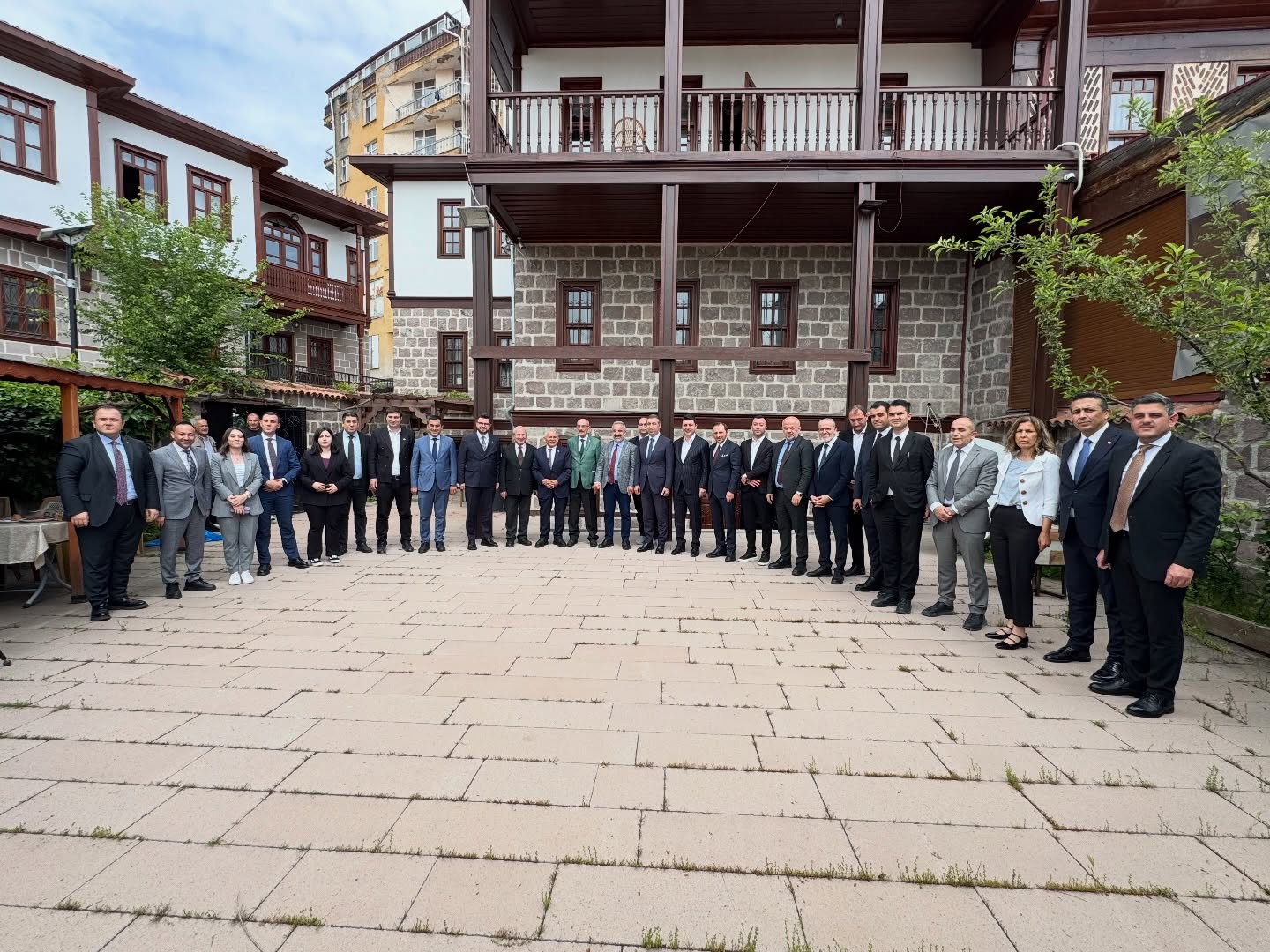 Başkan Büyükkılıç, Ankara’da Gazetecilerle Buluştu: Kayseri’nin Altın Çağını Anlattı