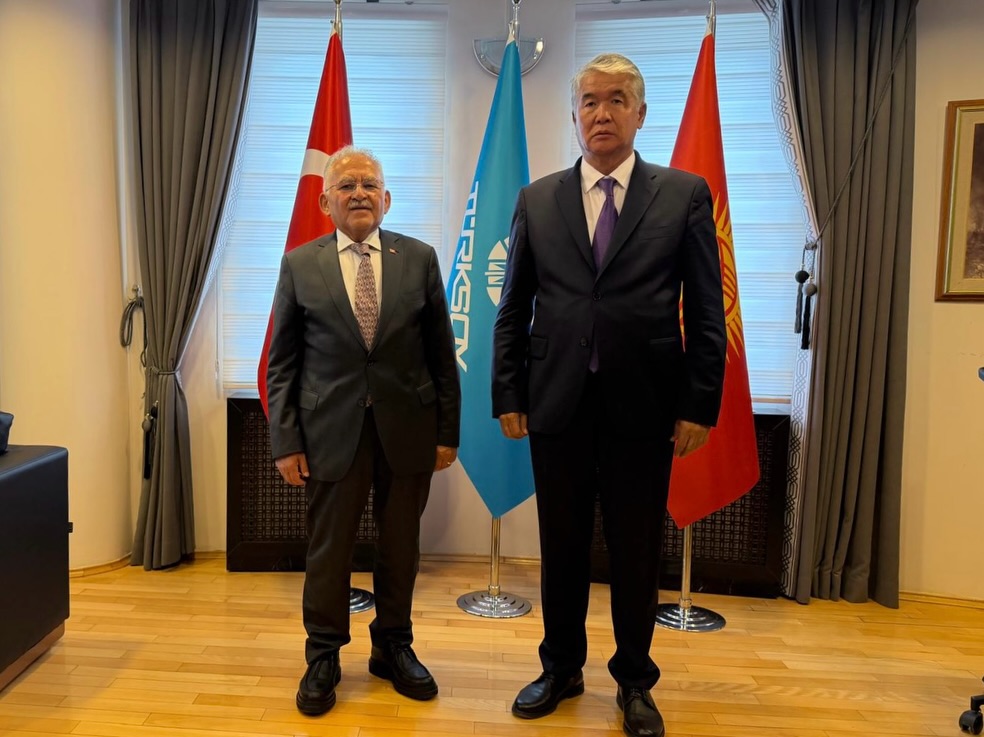 Başkan Büyükkılıç, Ankara’da TÜRKSOY Heyeti ile Bir Araya Geldi