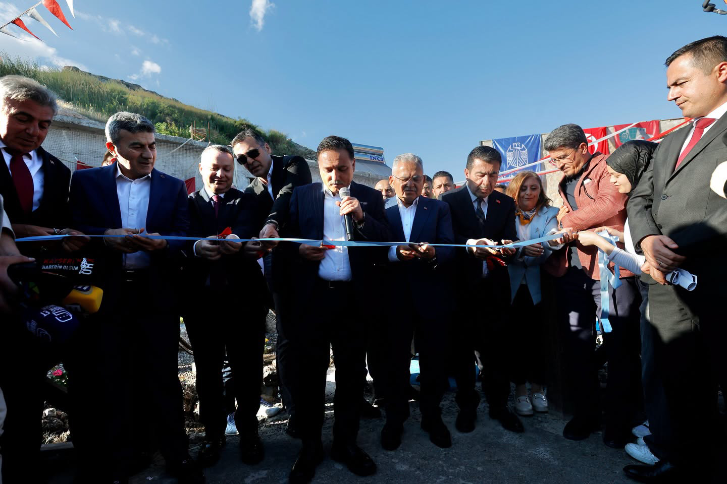 Başkan Büyükkılıç, Vali Çiçek ile Birlikte Bünyan Değirmen Restoran’ın Açılışını Yaptı