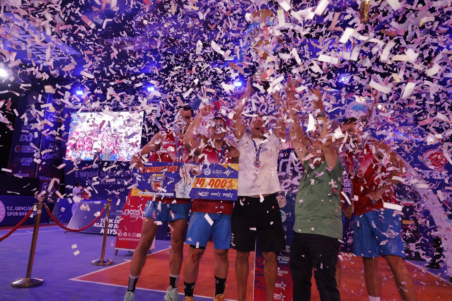 Başkan Büyükkılıç'tan Şampiyonlara Kupa: FIBA 3X3 LİTE QUEST Sona Erdi