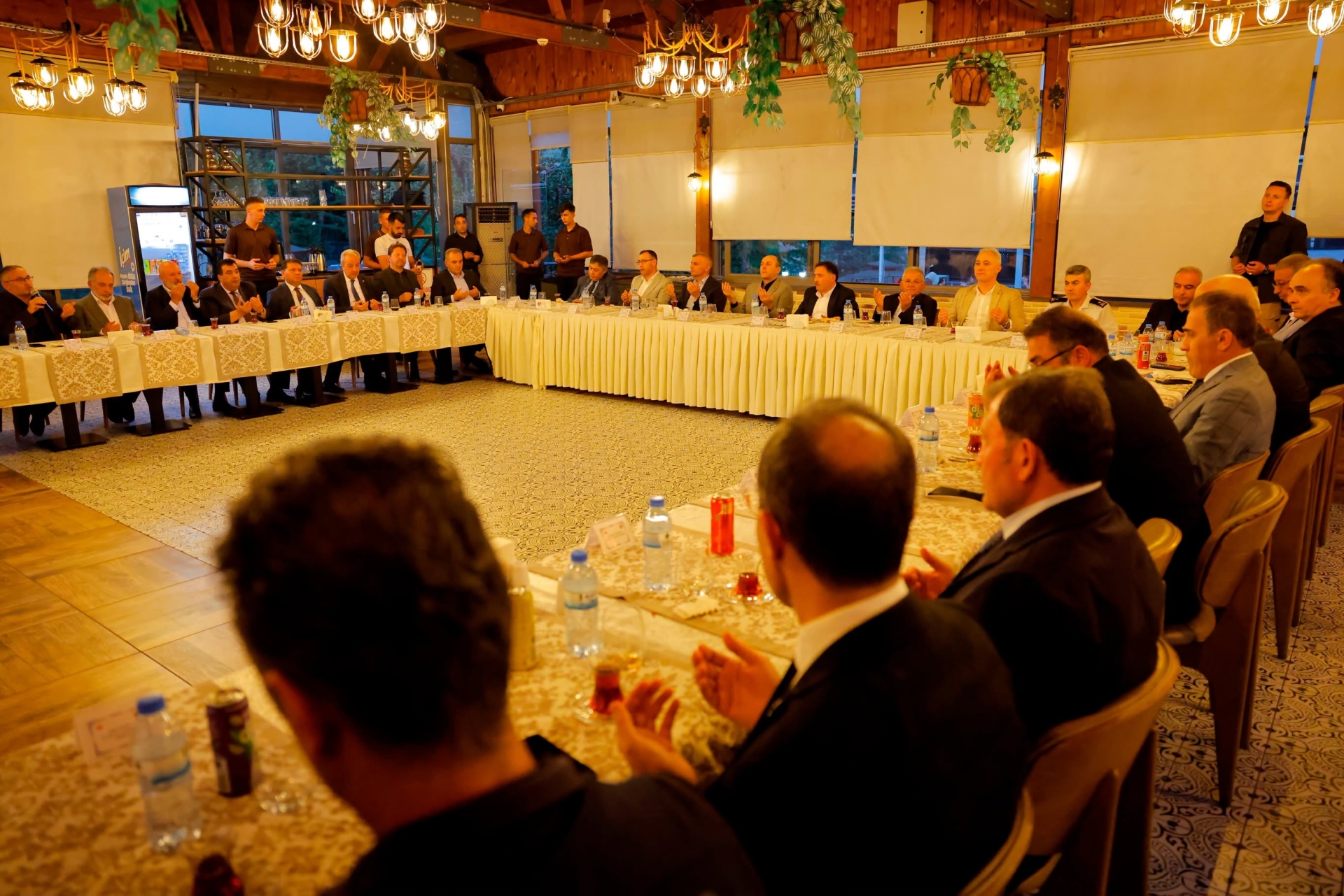 Vali Çiçek ve Başkan Büyükkılıç’tan Komutanlara Veda Yemeği