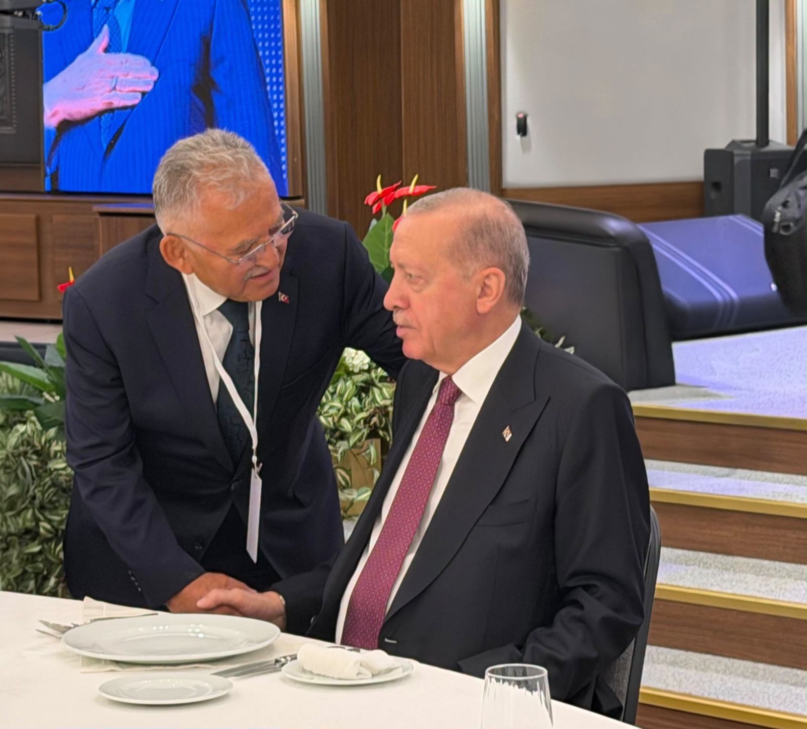 Başkan Büyükkılıç, Ankara’da Yoğun Mesai Yaptı: Cumhurbaşkanı Erdoğan ile Görüştü, Kayseri’nin Hizmet Gündemini İstişare Etti