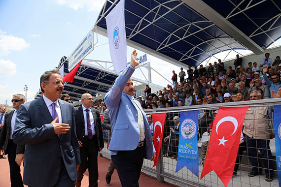 Başakpınar'a Muhteşem Futbol Sahası