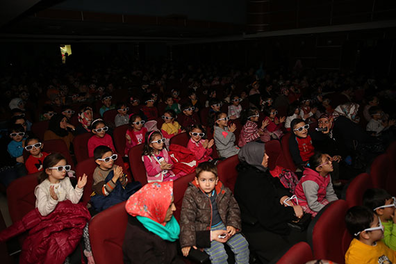 Büyükşehir'den 3D Sinema Şöleni