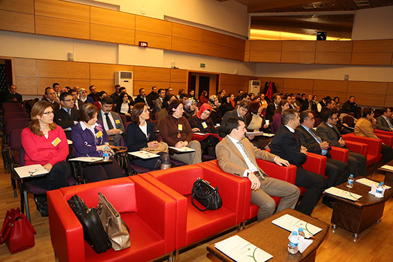 Büyükşehir'den Tıbbi Atık Semineri